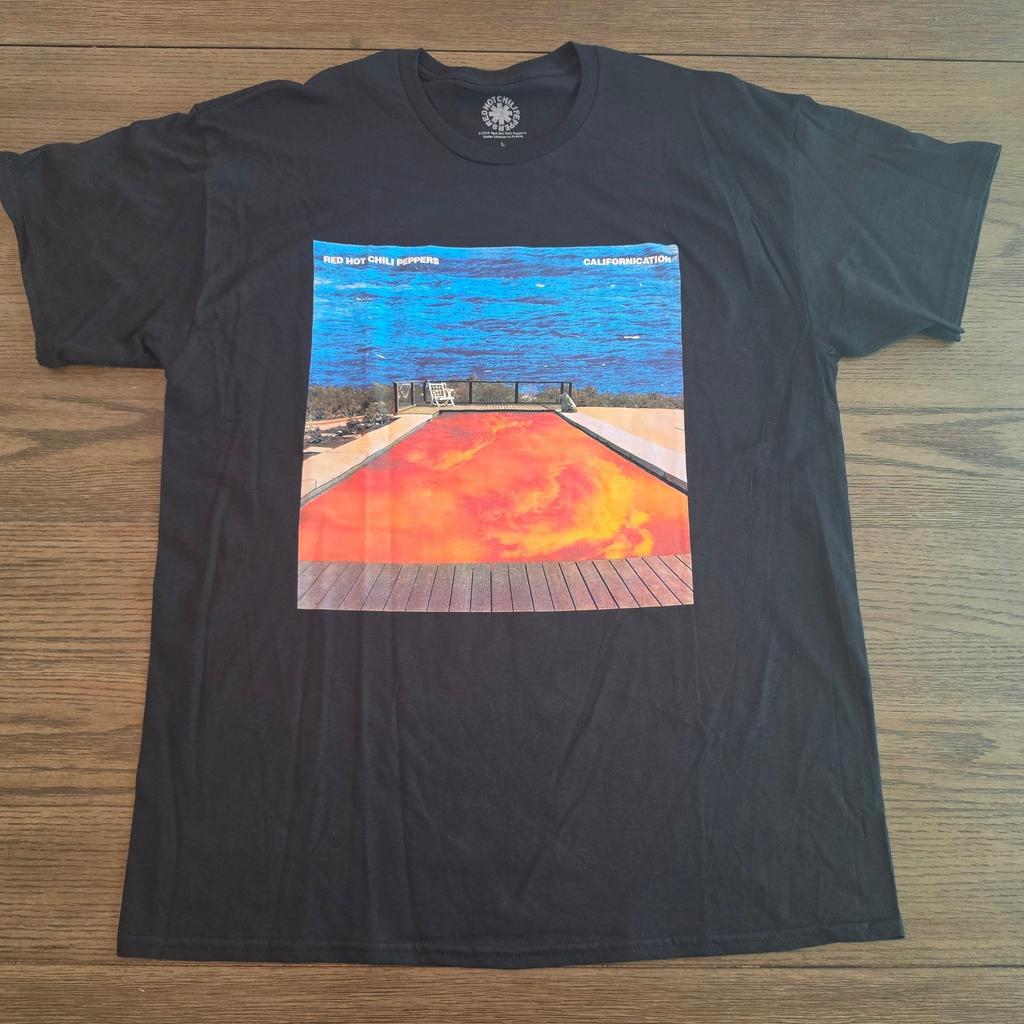 Red Hot Chili Peppers Californication Album Cover Graphic Tee Black Large Unisex T-Shirt