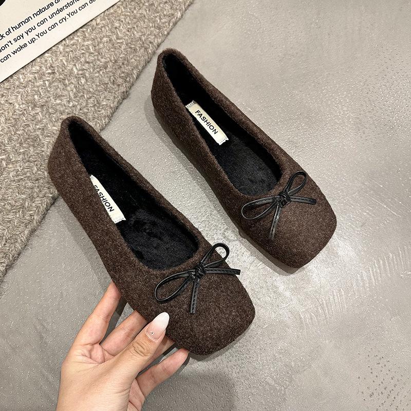 Retro suede square head bow single shoes women s autumn and winter new models with skirts shallow mouth flat bottom Mary Jane cotton shoes 40 темно-коричневого 2960₽