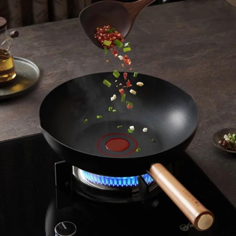 LANMI 28/30cm Non-stick Woks Low-smoke Black Skillet Titanium Crystal Coated Frying Pan Home Oil Control Healthy Light Meal Pots