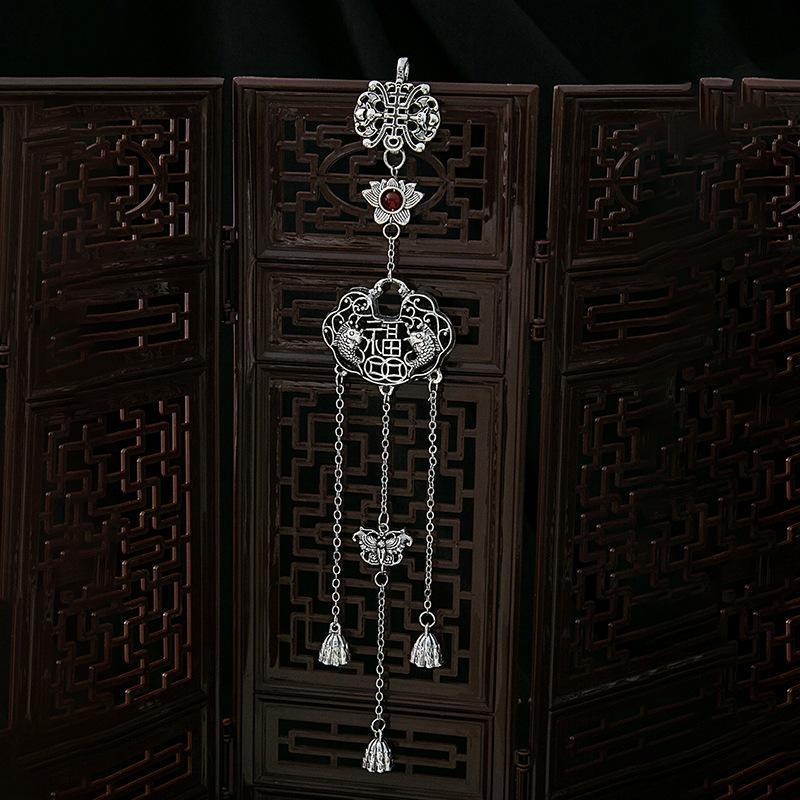 Retro Chinese Plum Blossom Fan Brooch with Tassel Pendant