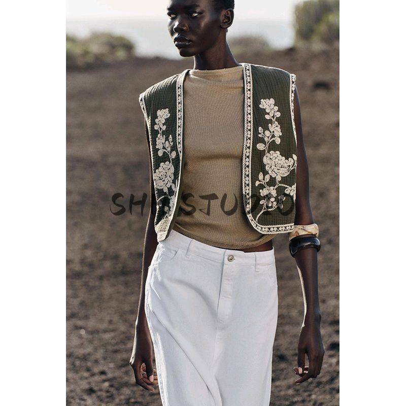 Spring and Summer New Women's Clothing Minimalist Versatile Contrast Color Embroider French Sleeveless Cardigan Vest Tops 6318042