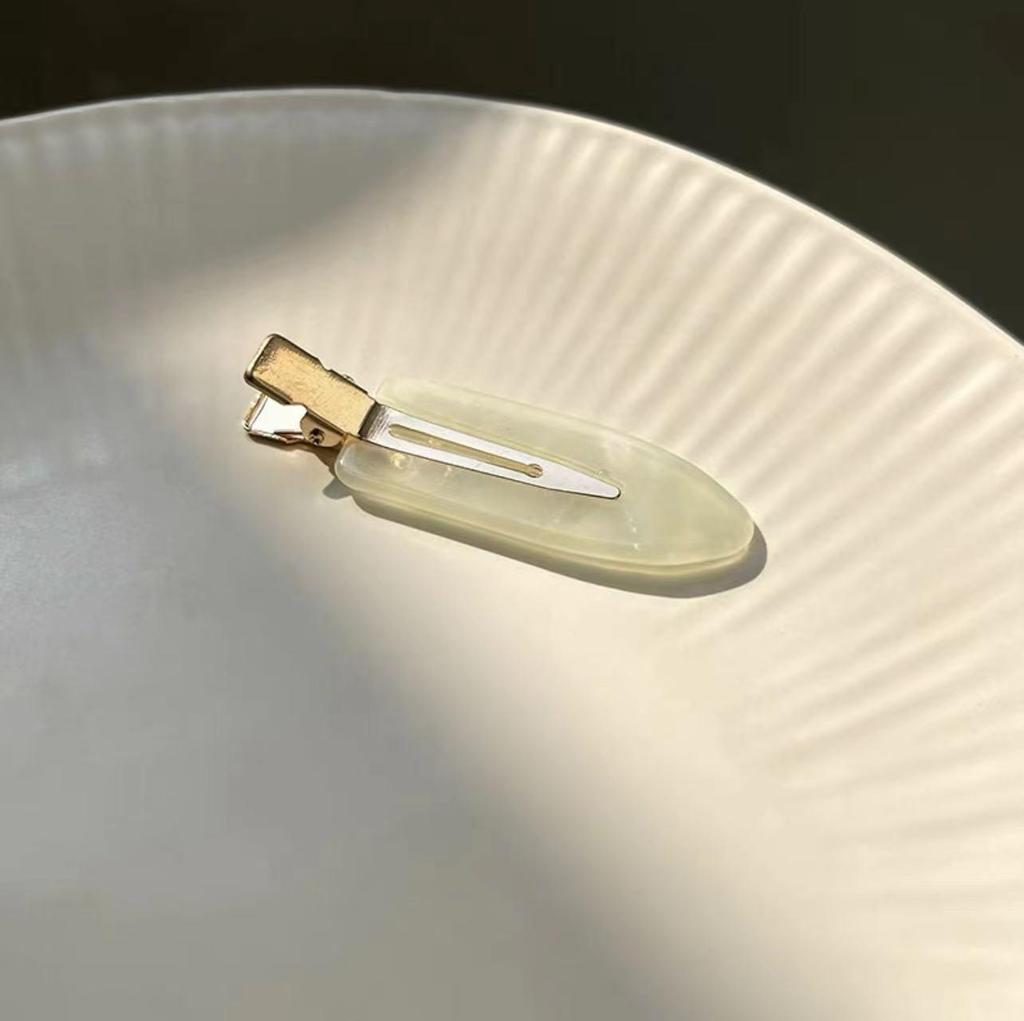 Korean Acetate Iridescent Seamless Hair Clip for Women - Duckbill Flyaway Styling Hairpin