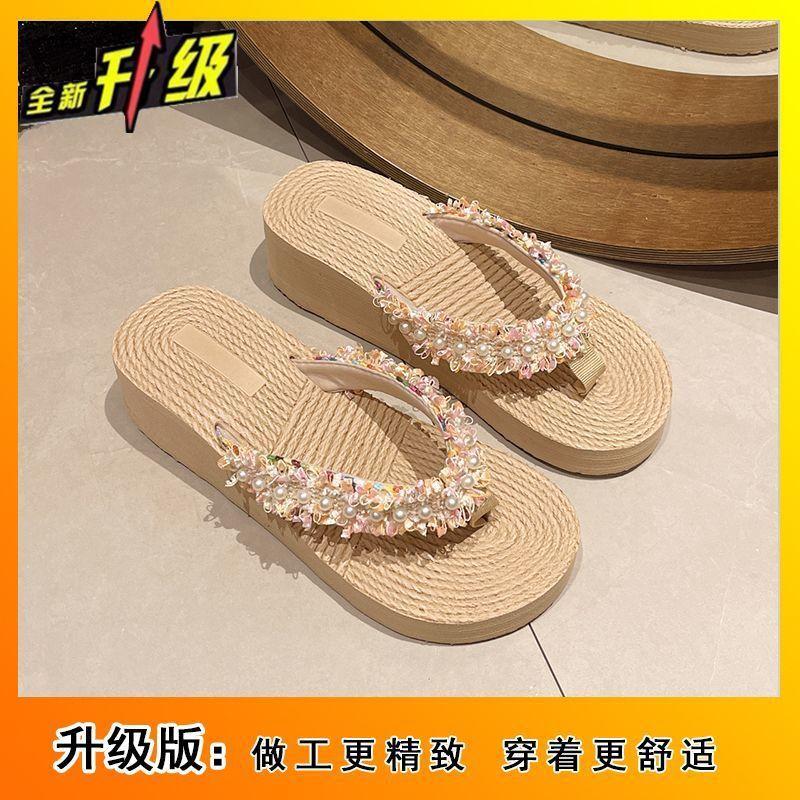 2025 Summer New Slippers Go Out Xiaoxiang Flip-flops Women's Retro Wedge Heel Light Flip-flops