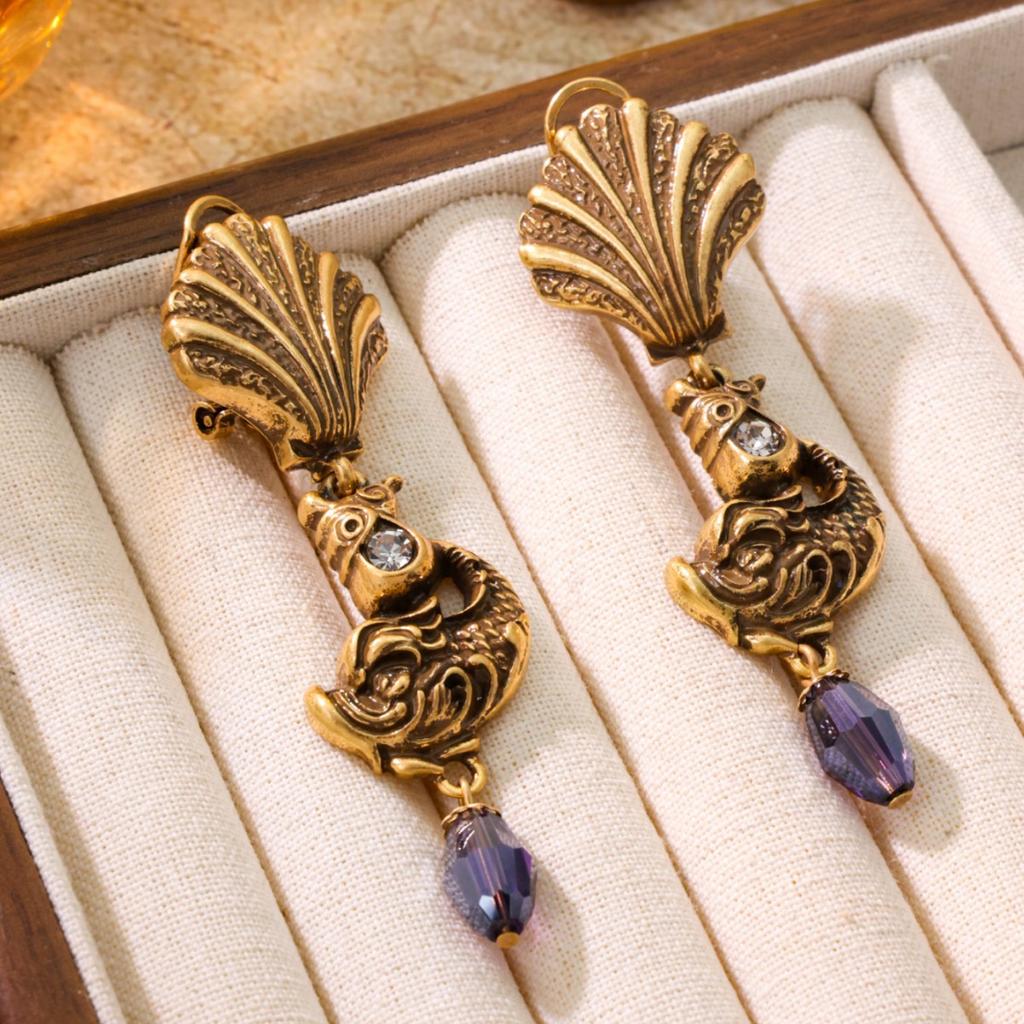 Qingdao Medieval Vintage Court Style Old Koi Earrings Elegant Light Luxury Temperament Earrings High Sense Earrings