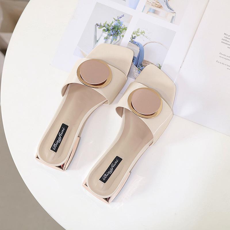 

Fashion metal round buckle sandalias women slippers low heel chanclas de mujer 2025 new summer outdoor slides shoes pantuflas mujer 35 бежевый