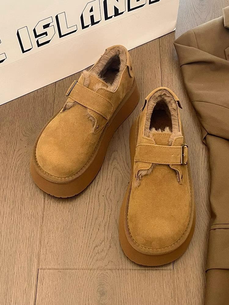 Chaussures en coton velours à semelles épaisses pour femmes automne et hiver 2024 chaussures pour femmes chaussures plates chaussures duveteuses une chaussure de neige