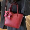 Niche Large-capacity Tote Bag Women's Autumn New High-value Shoulder Bag To Work Commuter Bag Women