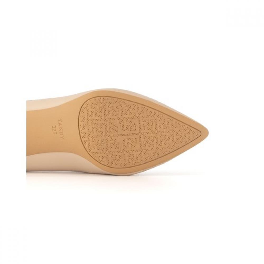 BeCaCCino Women S Shoe  823002  C 1326 