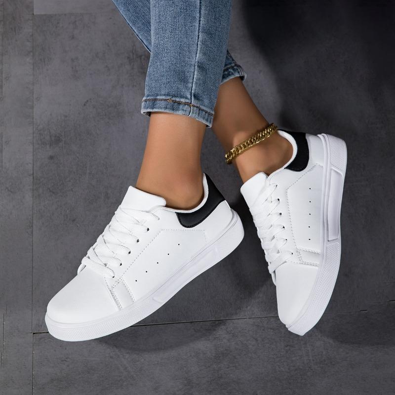 Unisex Skate Shoes White Casual Sneakers Lightweight Waterproof Comfortable Walking Non Slip Sports Shoes for Women Men