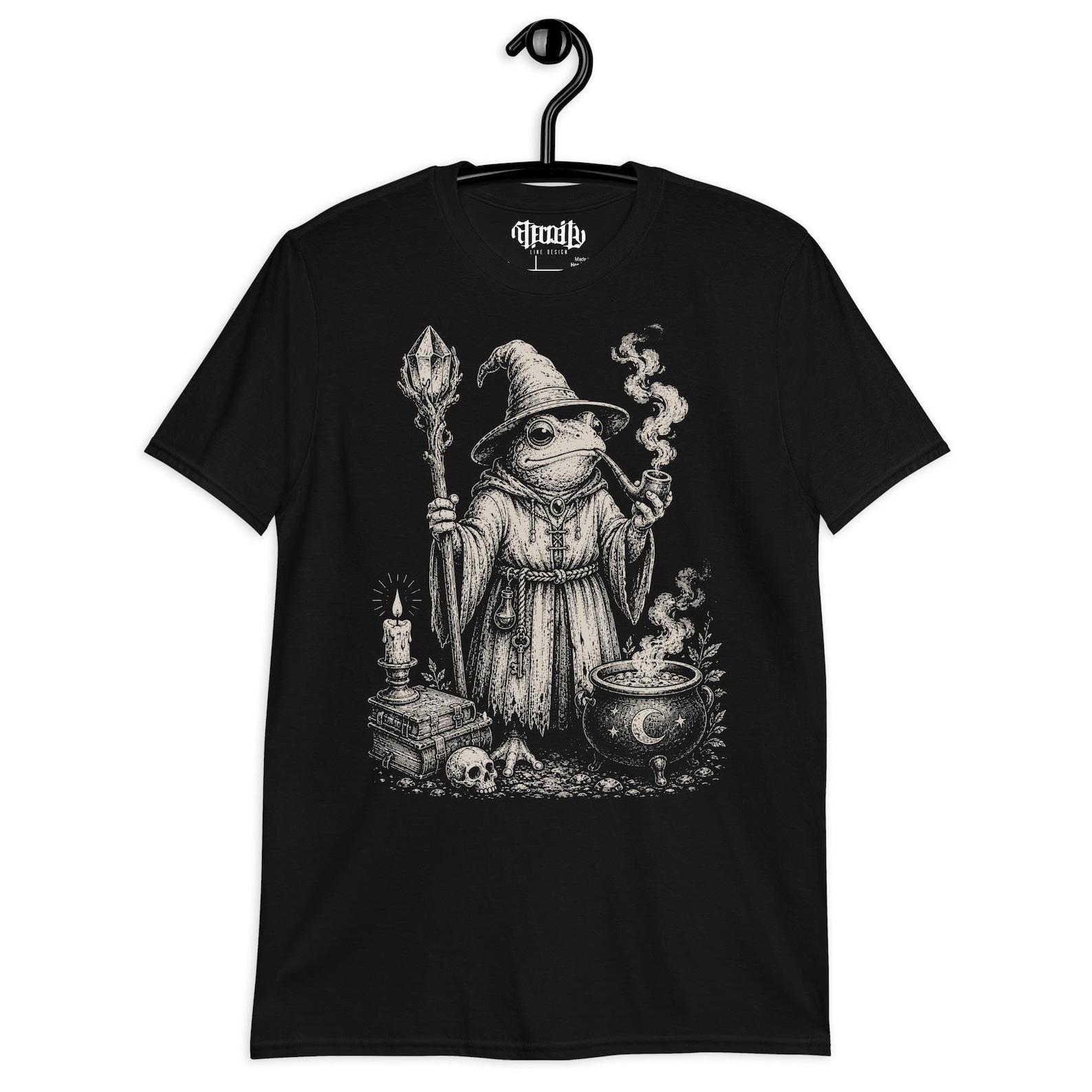 Wizard Frog Shirt, Funny Gothic Frog Tee, Dark Fantasy Witch Frog Shirt, Medieval Wizard TShirt, Cottagecore Goth Clothing L