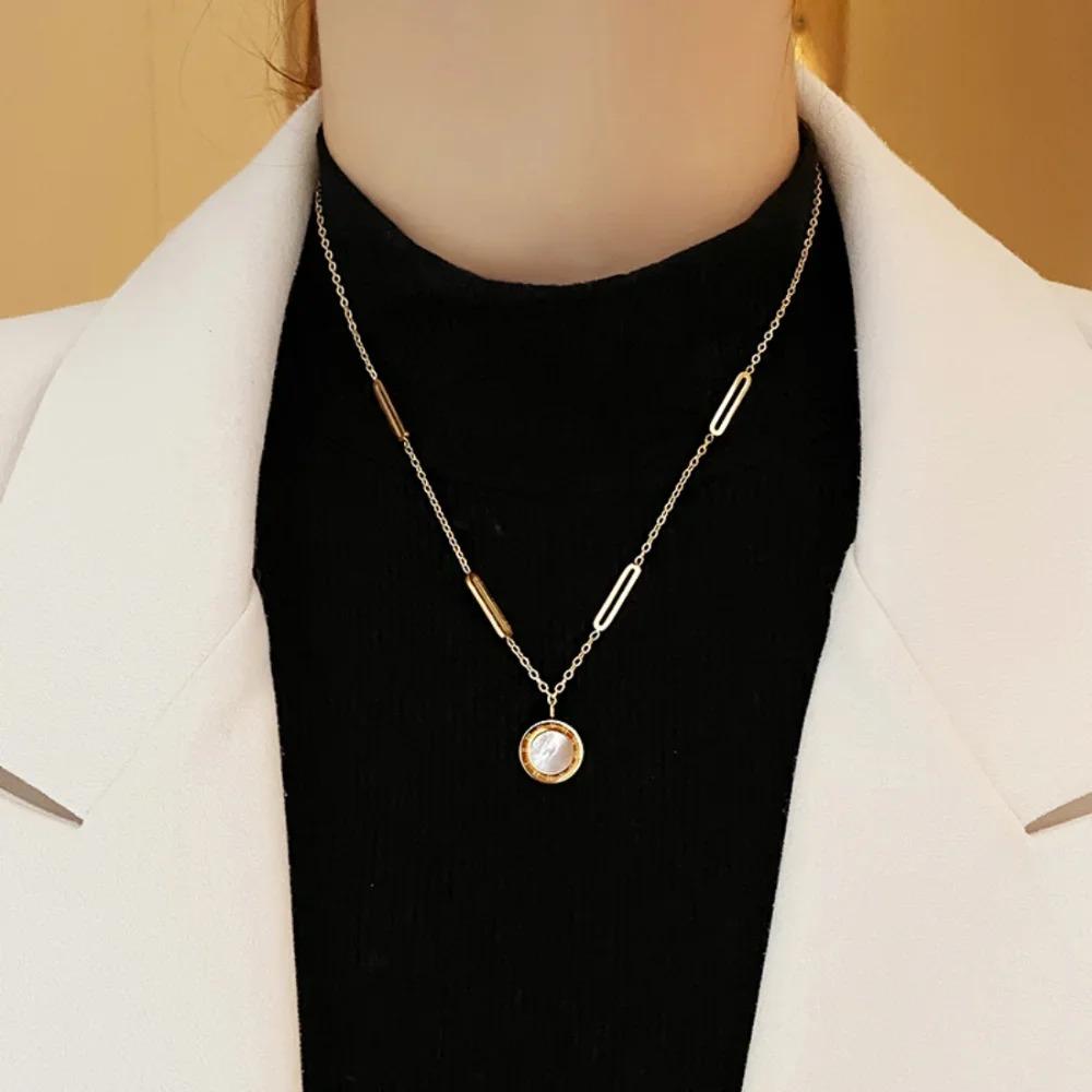 2024 Fashion Classic Stainless Steel Roman Digital Wafer Pendant Necklace Christmas Party Women's Sexy Jewelry Necklaces Gifts
