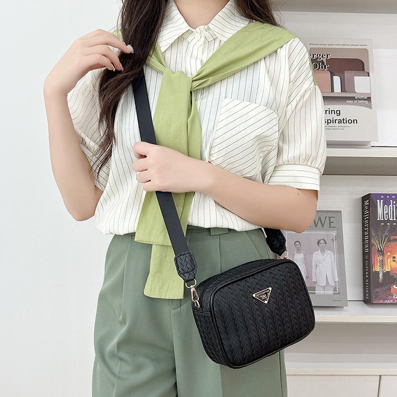 New autumn versatile fashion small pillow bag simple gift soft bag women's shoulder messenger chain bag bag