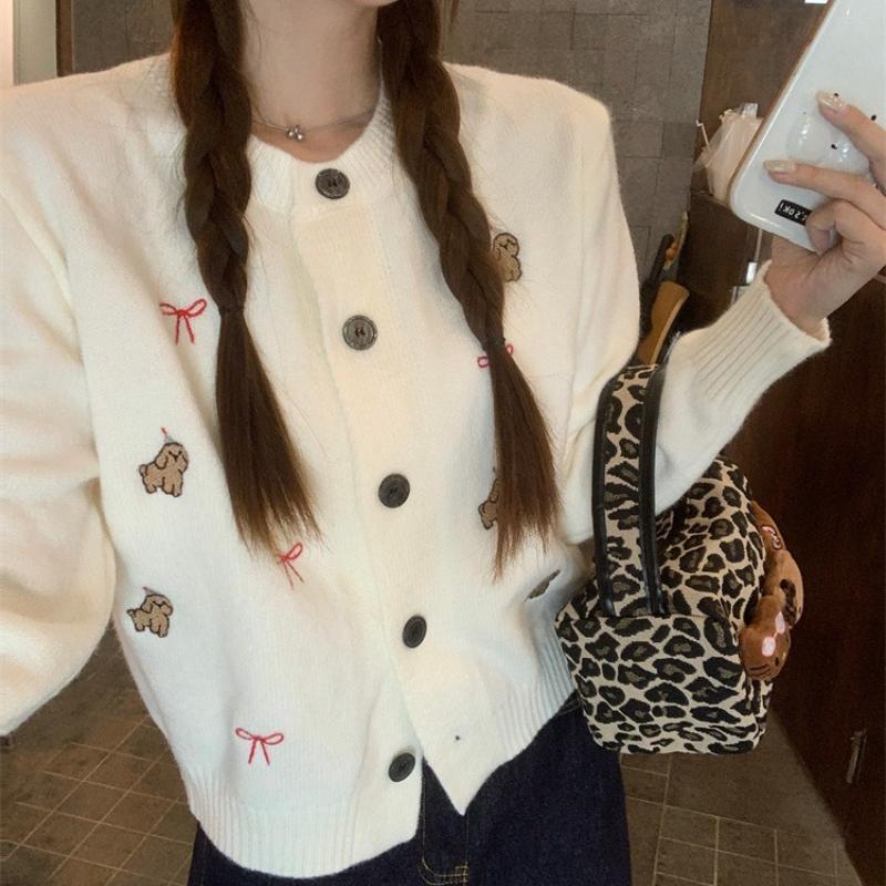 Round Neck Embroidered Single Breasted Long Sleeve Knit Top Women Autumn Korean Versatile Cropped Coat