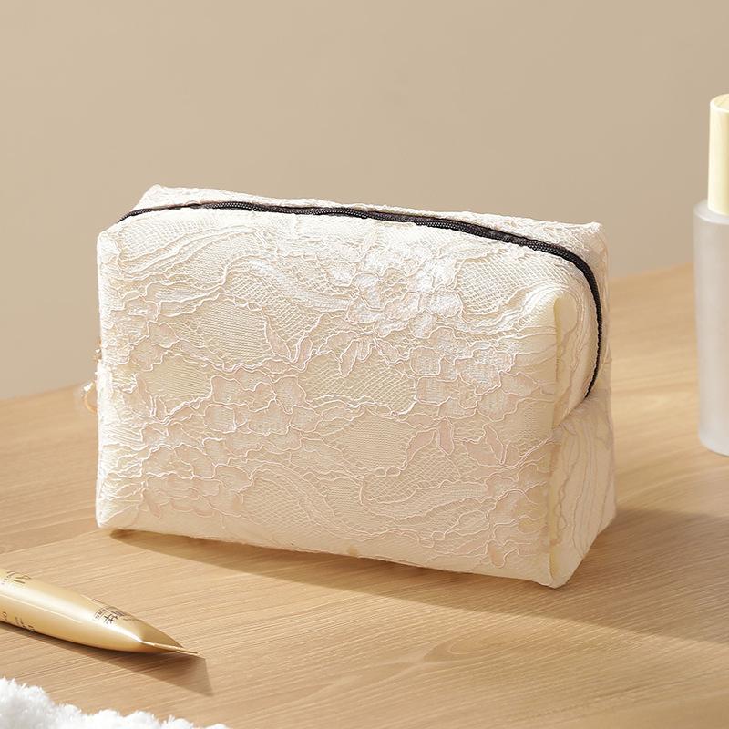 Lace Mesh Women's Makeup Bag Large Capacity Cosmetic and Jewelry Organizer Bag Zipper Square Portable Toiletry Bag Makeup Case