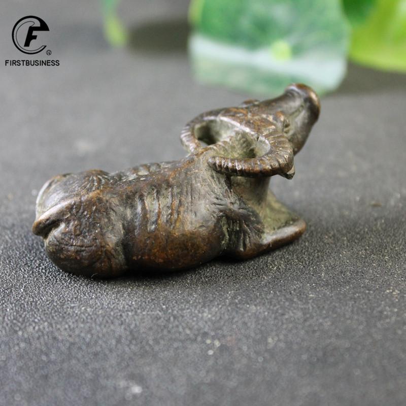 Antique Bronze Sleeping Cattle Statue Tea Pets Desktop Ornaments Solid Copper Bull Figure Home Decoration Pendant Decor