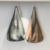 A Retro Soft Leather Single-shoulder Underarm Bag with A High-end Feel and A Large-capacity Commuter Tote Bag