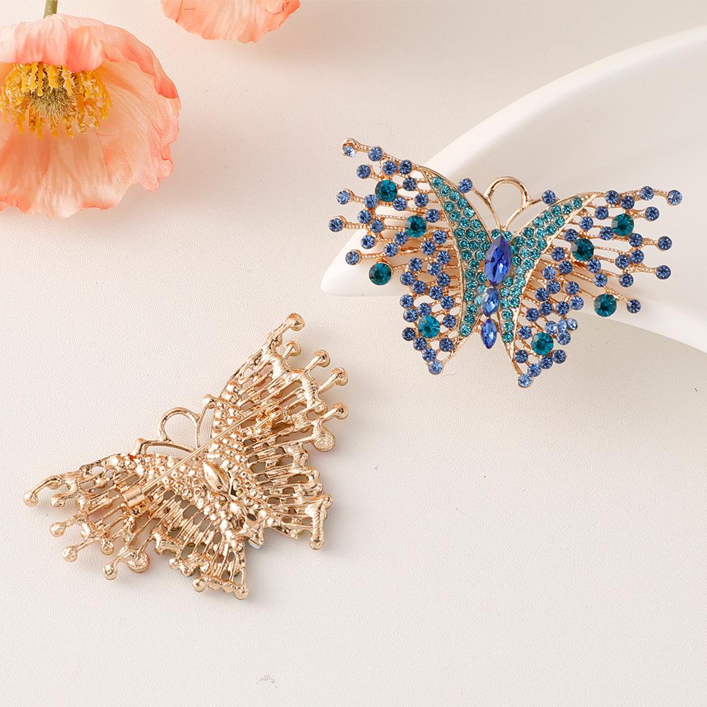 European-American Creative Butterfly Brooch: Colorful Diamond-Inlaid Alloy Chest Ornament