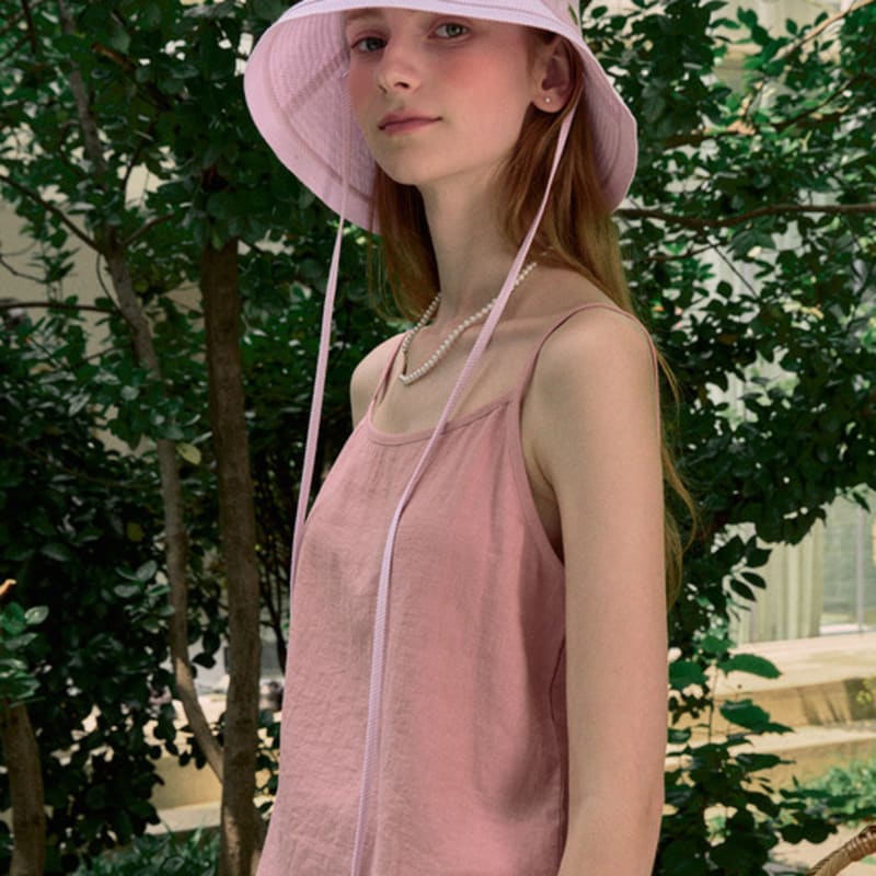 NONLOCAL Seersucker Stripe Ribbon Bucket Hat - Pink