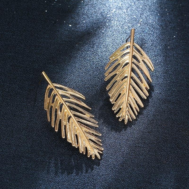 Oversize Leaves Earrings for Women Bijoux Bohemian Fashion Stud Earring Statement Jewelry Party