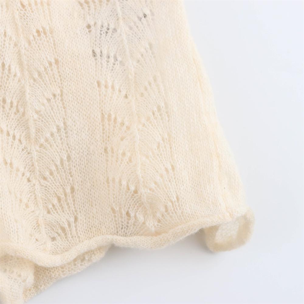 2025 Spring Women's V-Neck Knit Top with Layered Decoration - Sweet and Simple Style