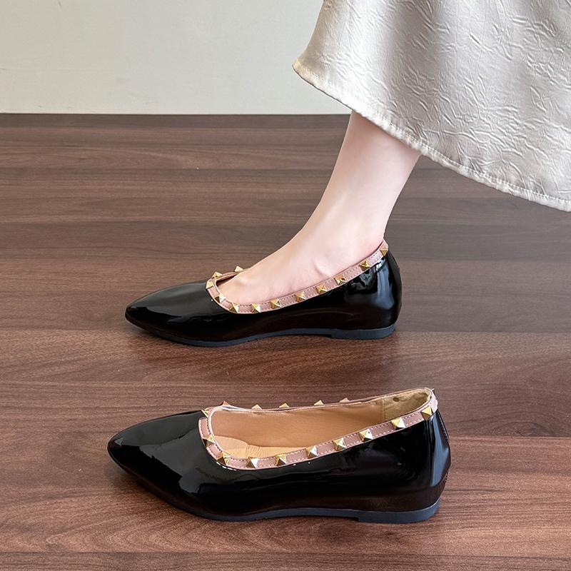 Fashion Heightened Inside 5 Cm Rivet Light Mouth Nude Pointed Toe Soft Patent Leather French Style Single Shoes for Women