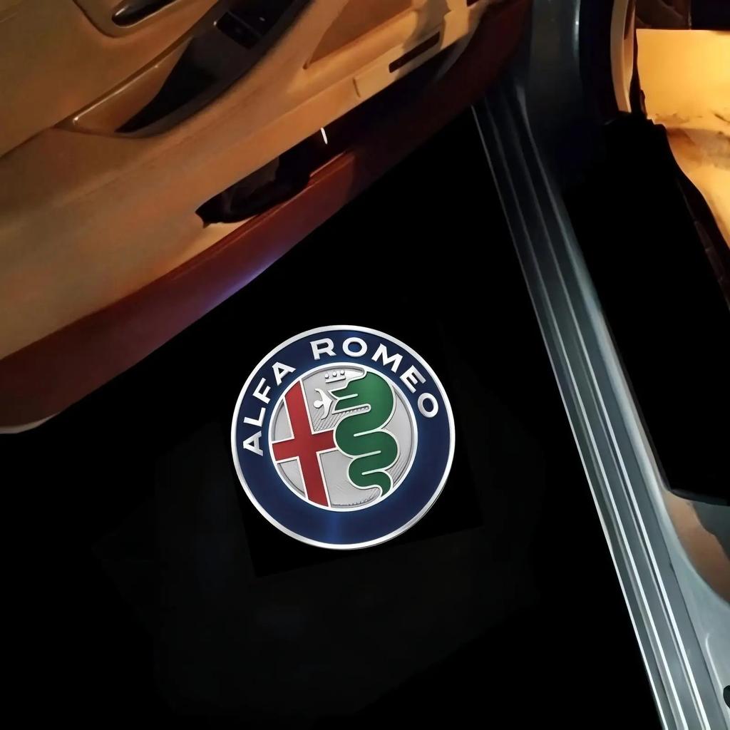 2x Projecteur Laser Logo de Porte de Voiture LED Lumière d'Accueil Pour Alfa Romeo Giulia Stelvio 2017-2023 Giulietta 2011-2019 Accessoires