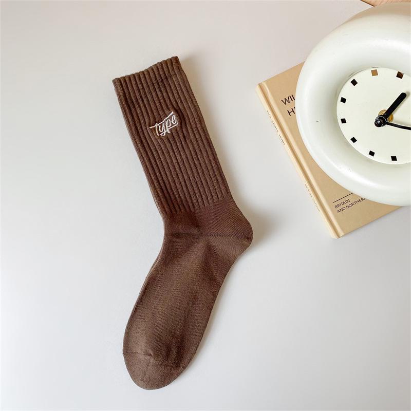 Women's Fashionable Winter Warm Deodorant Sports Socks, Sweat-Absorbent, Thickened, Versatile, High-Value Couple Design