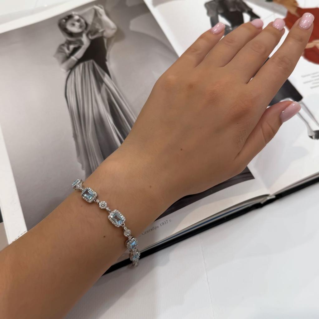 Silver Bracelet with Natural Topaz 10.643ct, Item Weight 11.28 G (2173236)