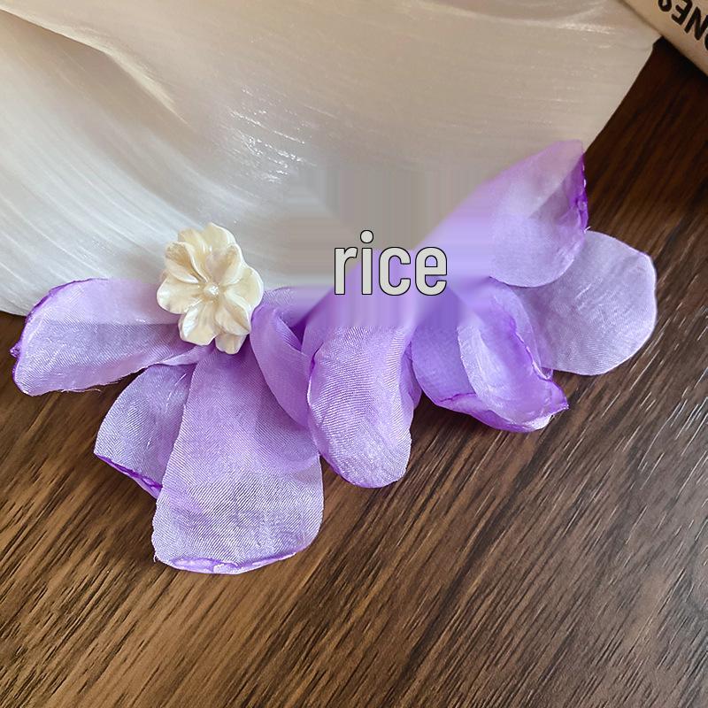 Silver Needle Heart Resin Flower Mesh Earrings: Luxurious, Sweet, Fresh, and Elegant Mori-Style Women's Jewelry
