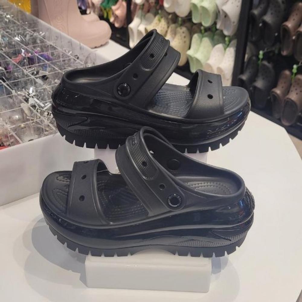 

Crocs Hc06 Mega Crush Sandals Mega Crush Sandals 207989 001 BLACK/M4W6 (230)