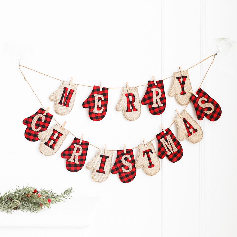 Handmade Burlap Christmas Decorations: Merry Christmas Bunting and Stockings
