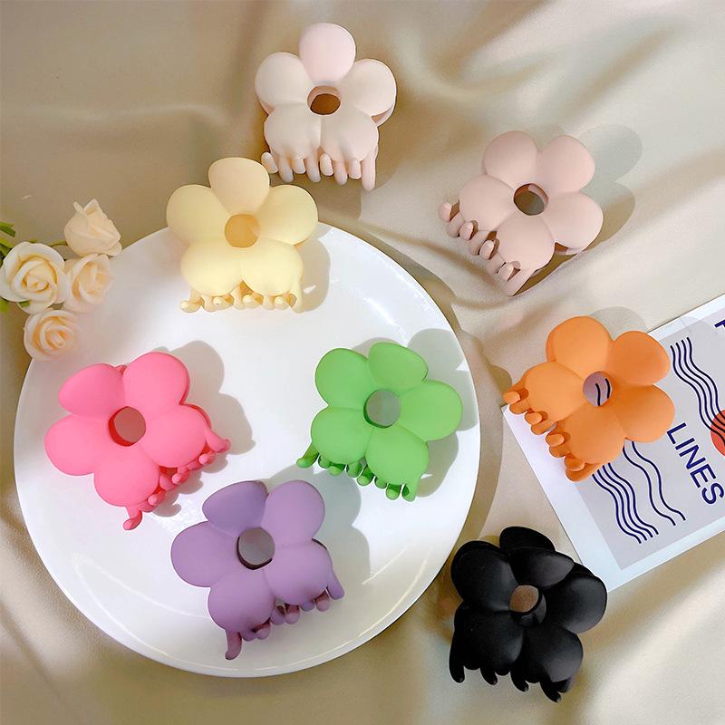 

Korean Style Colorful Large Flower Plastic Hair Clip for Updo