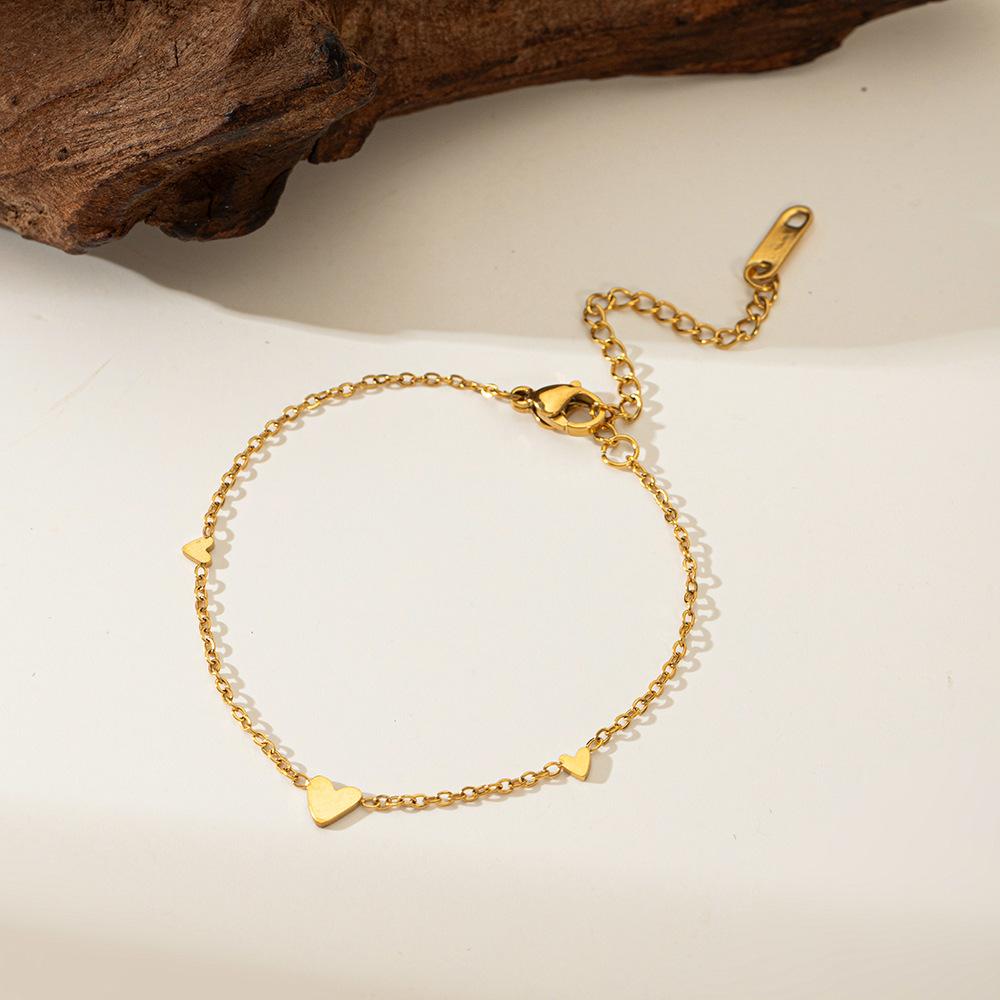 

Dongguan Jewelry Love Necklace Women s Light Luxury Premium Clavicle Necklace