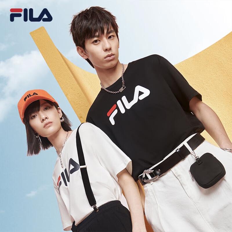 FILA Unisex Classic Logo Short Sleeve T-Shirt S