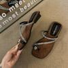 Rhinestone sandals girl wearing fairy wind slippers 2025 new summer French one-word cool slippers breathable