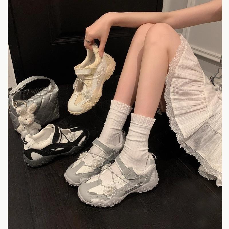 New retro round head thick sole Velcro casual shoes women's versatile leather soft sole