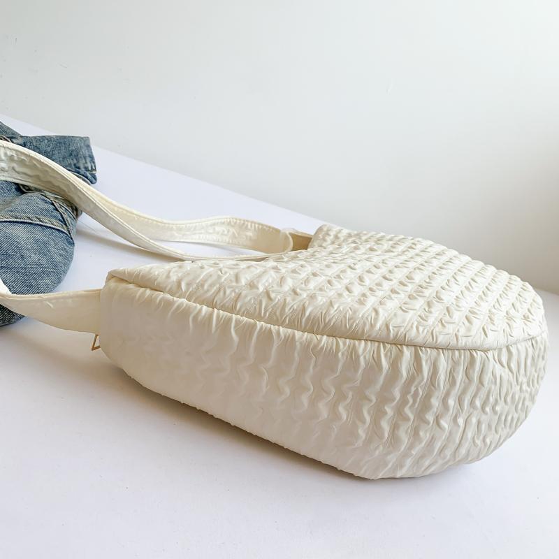 Crossbody Bag for Women with Adjustable Strap Crescent Bag Fresh Handbag Bum Bag