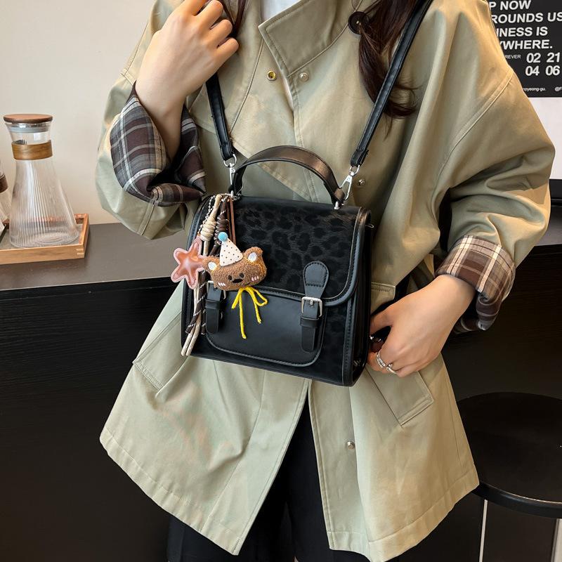 Leopard print retro backpack women's fashion niche design student class schoolbag Korean version ins street trend backpack