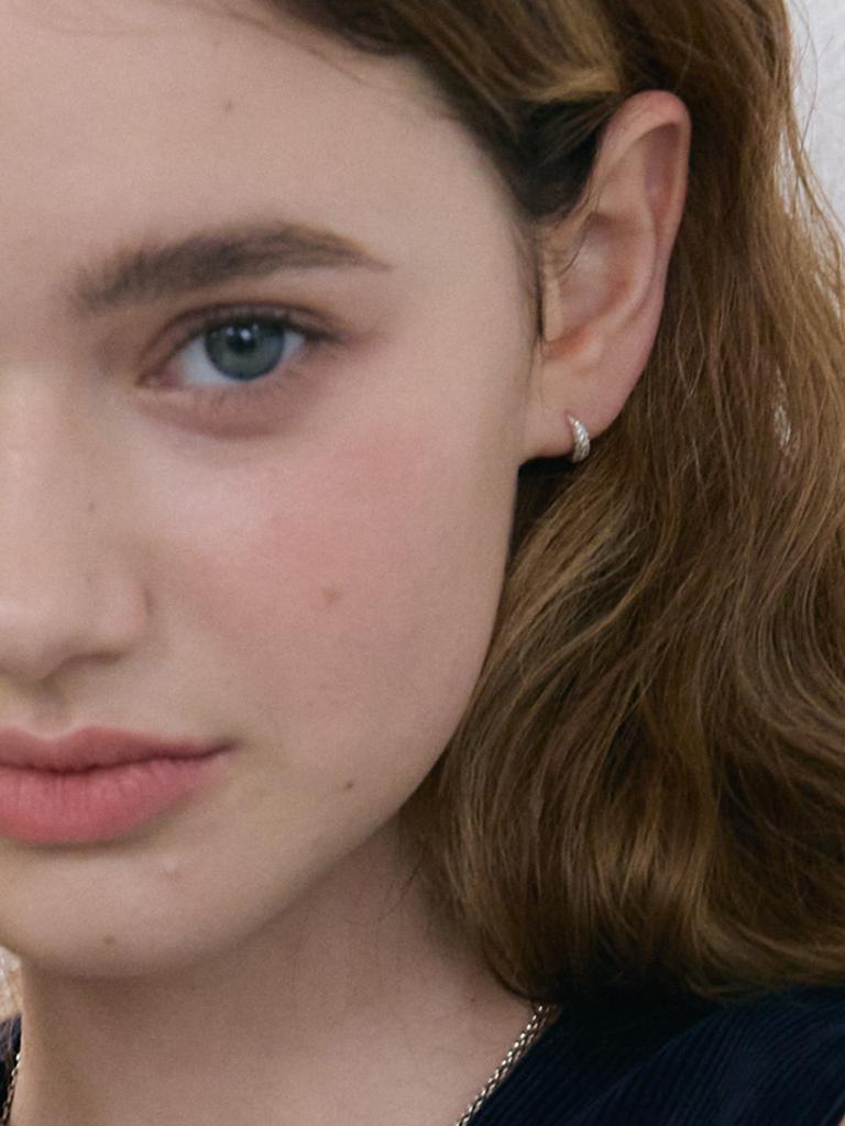 Oudstudio Mini Glow One-Touch Earrings