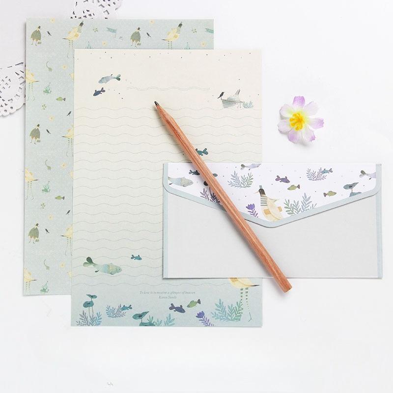 6 Sheets of Letterhead and 3 Envelopes for Mailing Envelopes, Vintage and Beautiful Floral Small Envelopes