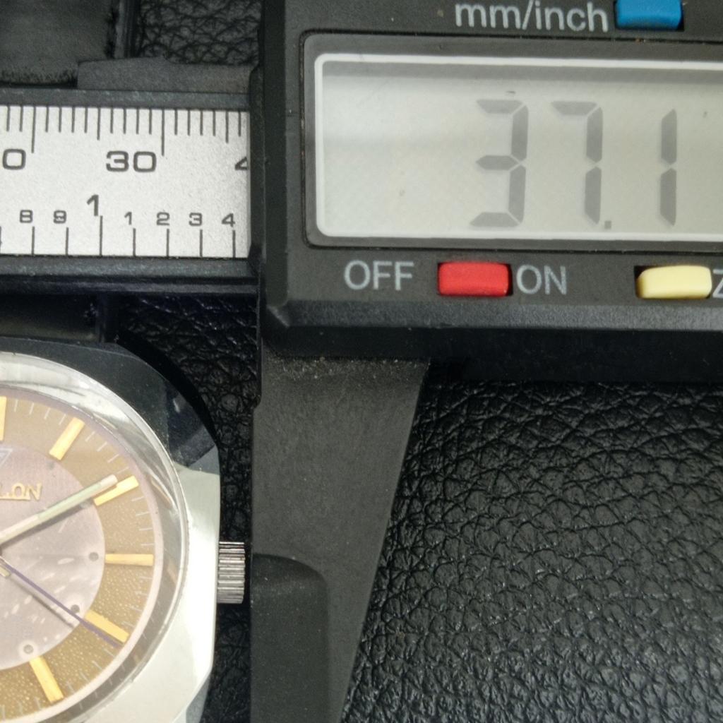 שעון גברים וינטג' שוויצרי SIMPLON מתיחה ידנית משופץ a704618-1