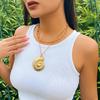 Striped pleated snail necklace, female exaggerated stacking two-piece collarbone chain, fashionable niche high-end necklace