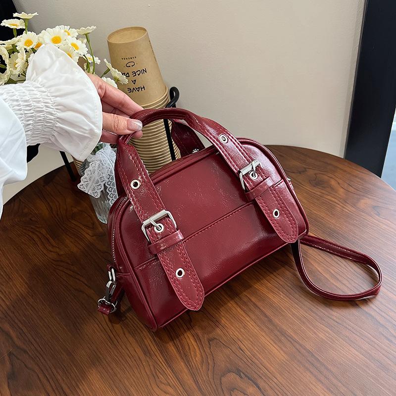 

Spring trend new fashion retro solid color portable small square bag niche design shoulder crossbody women s bag красный