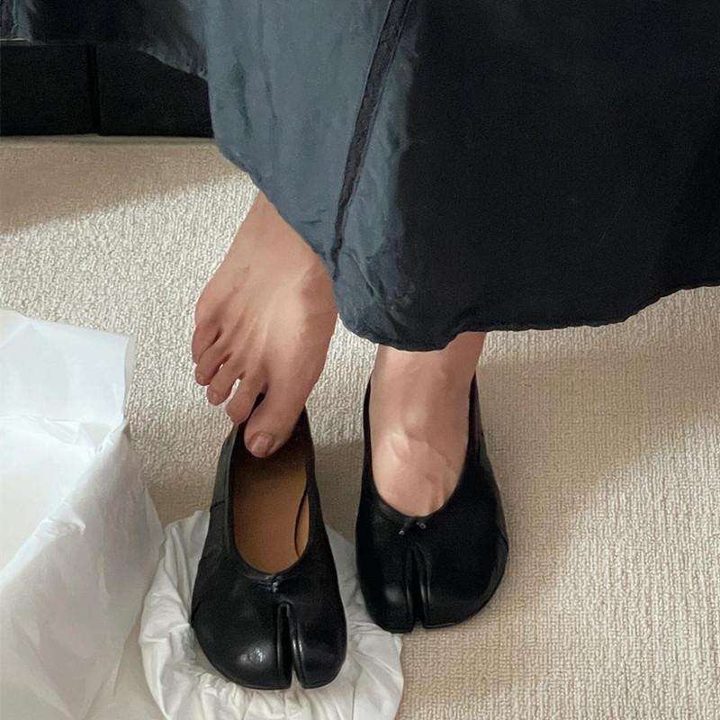 Soft Leather Split Toe Women Tabi Ballet Flats Spring Autumn Comfortable Walking Lazy Loafers Casual Girls Dance Shoes