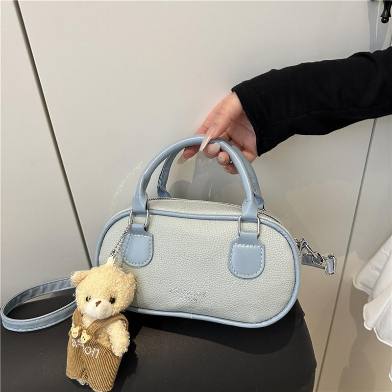 Hot Sale Trend Simple Fashion Niche Litchi Pattern Portable Bowling Bag Commuter Casual Versatile Messenger Bag