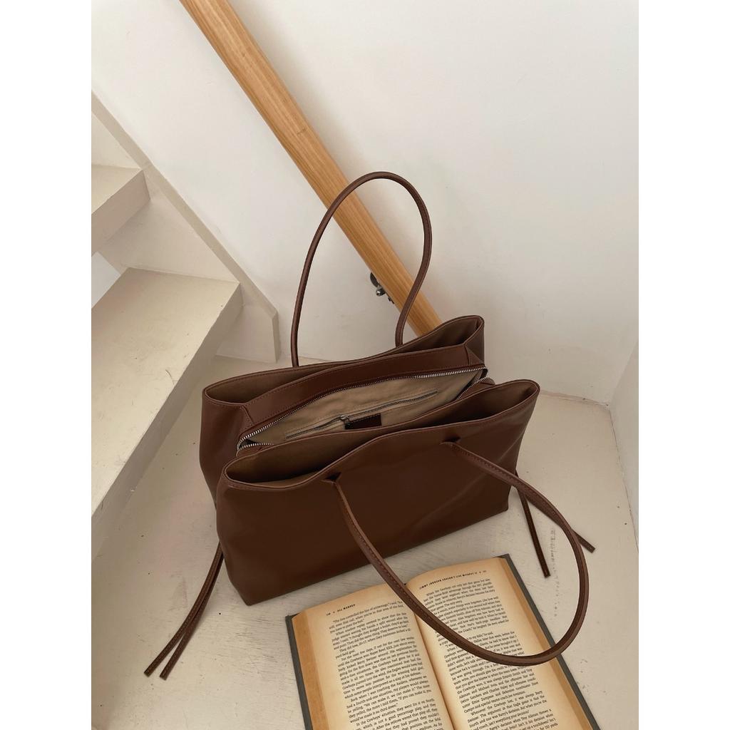 New cowhide tote bag large-capacity shoulder bag commuter leather women's bag simple niche armpit bag