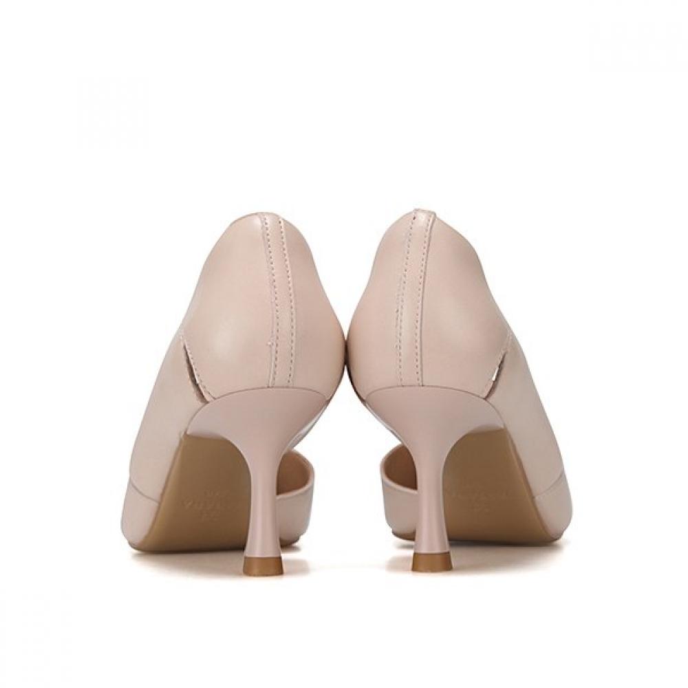 Barbara Women Pumps Beige Bbh241be
