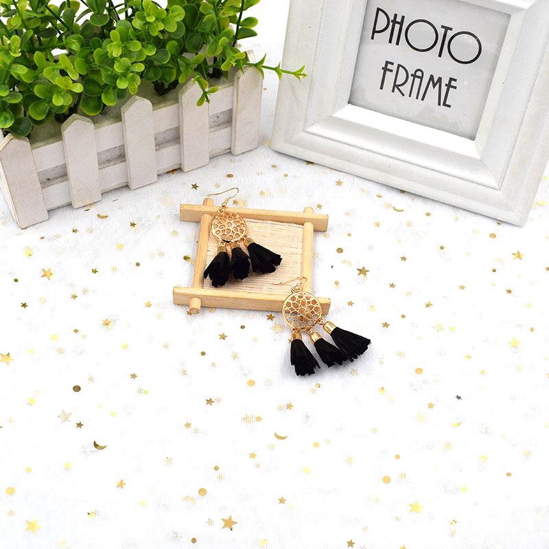 Japanese-Korean Retro Raffia Tassel Earrings: Fashionable, Versatile, Trendy & Simple