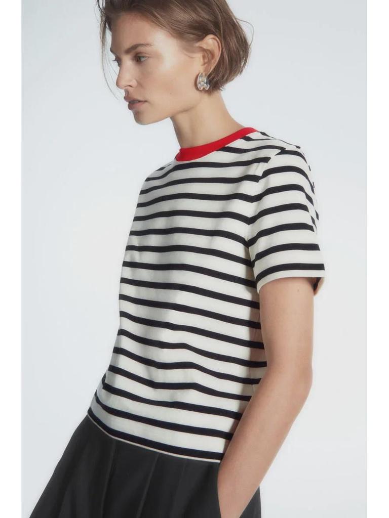 Koszulka damska COS Style z blokami kolorów, z okrągłym dekoltem i krótkim rękawem - Wiosna 2024