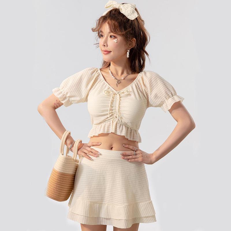 2024 Women's Two-Piece Swimsuit: Conservative, High-End, Slimming, Solid Color, Student Style